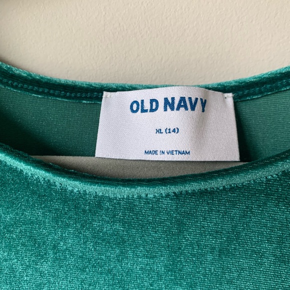 Old Navy Velvet Dress - Picture 4 of 6